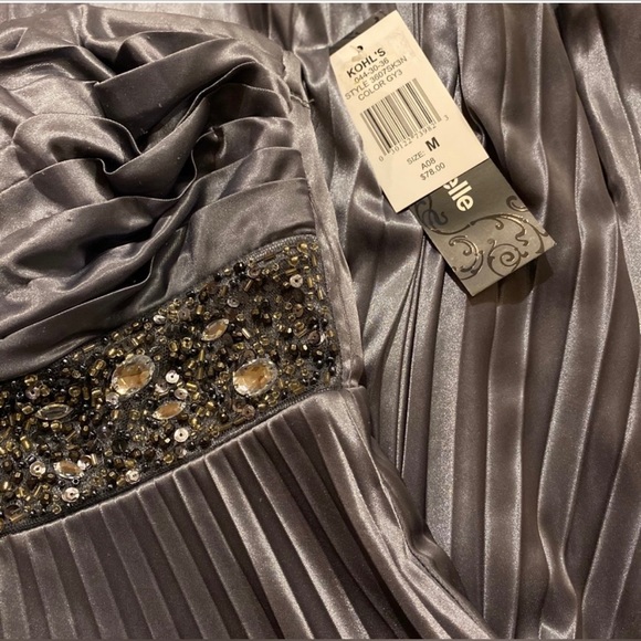 Homecoming /Concert/Event Strapless Dress NWT - Picture 11 of 14